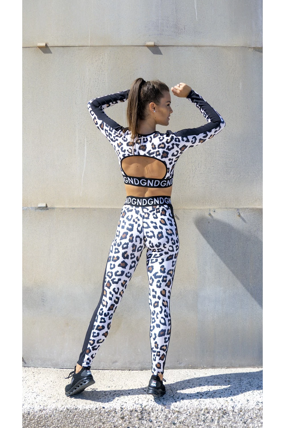 Indi-Go NDG Ocelot hosszú ujjú crop top
