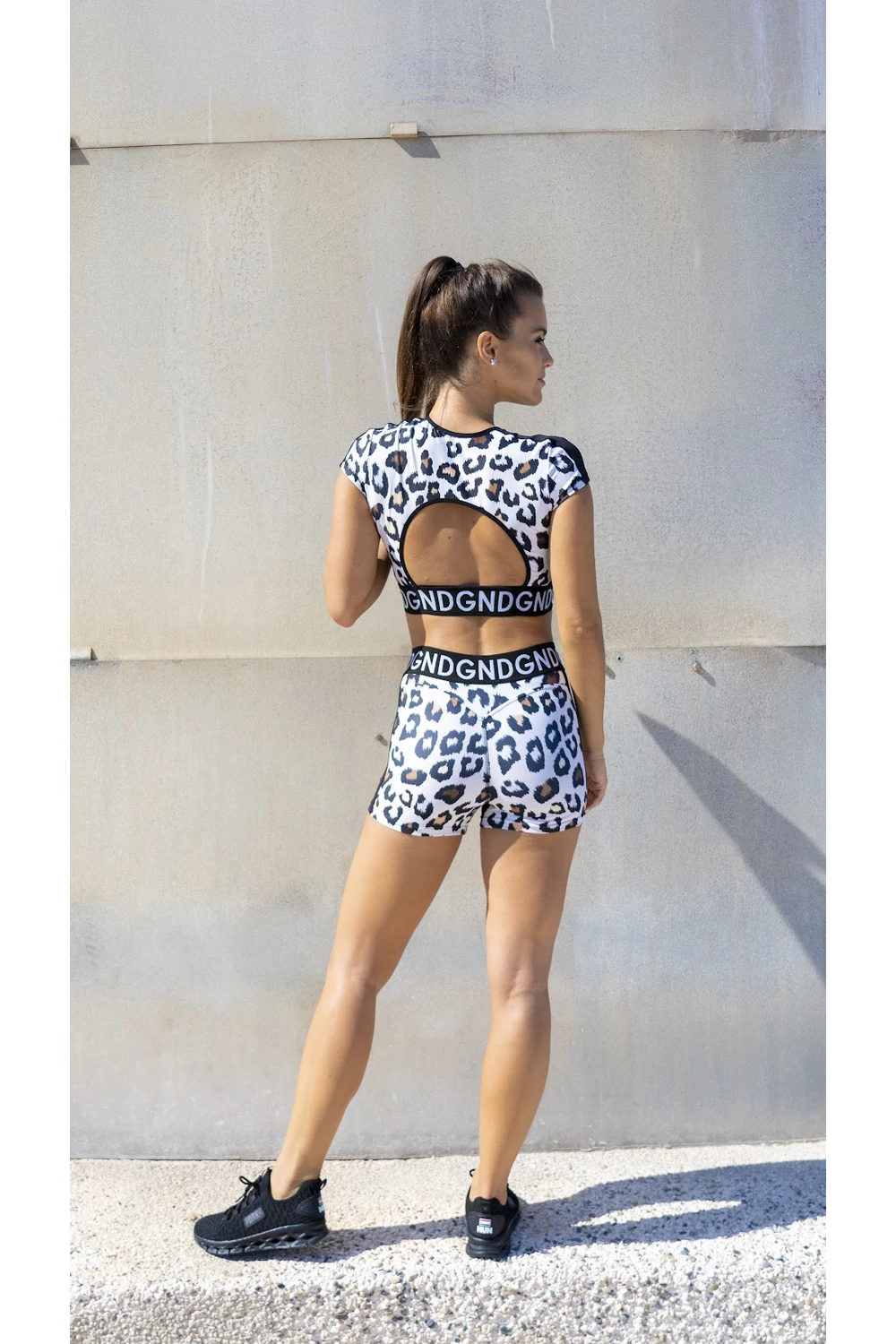 Indi-Go NDG Ocelot rövid ujjú crop top 